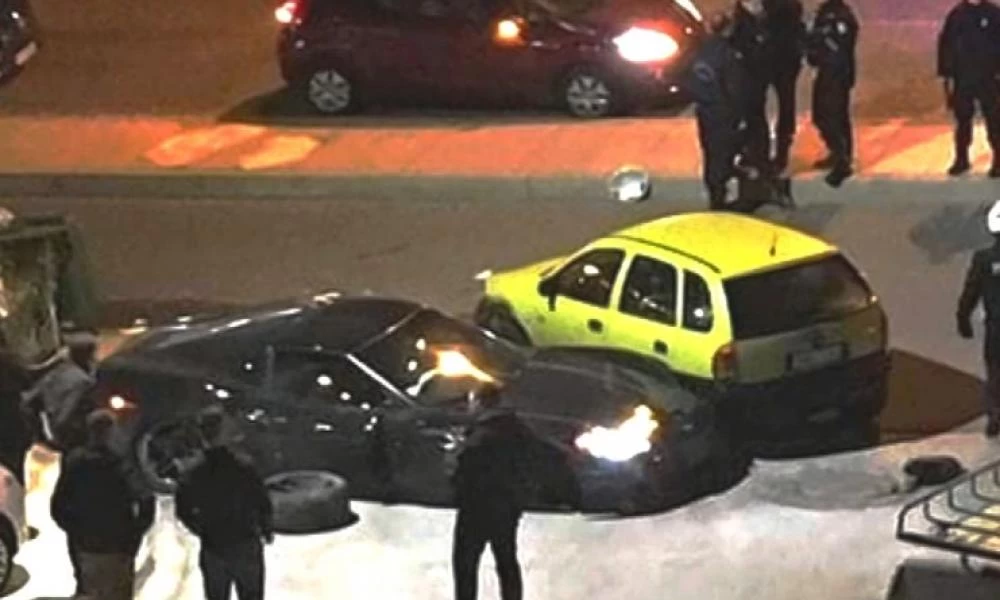 Τροχαίο δυστύχημα στη Γλυφάδα: Εμφανίστηκε ο οδηγός της Corvette